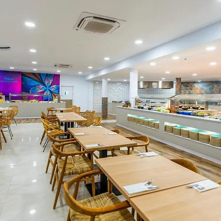 Bakour Lanzarote Splash Hotel 4*