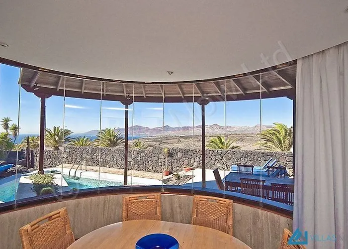 Bakour Lanzarote Splash Otel 4*