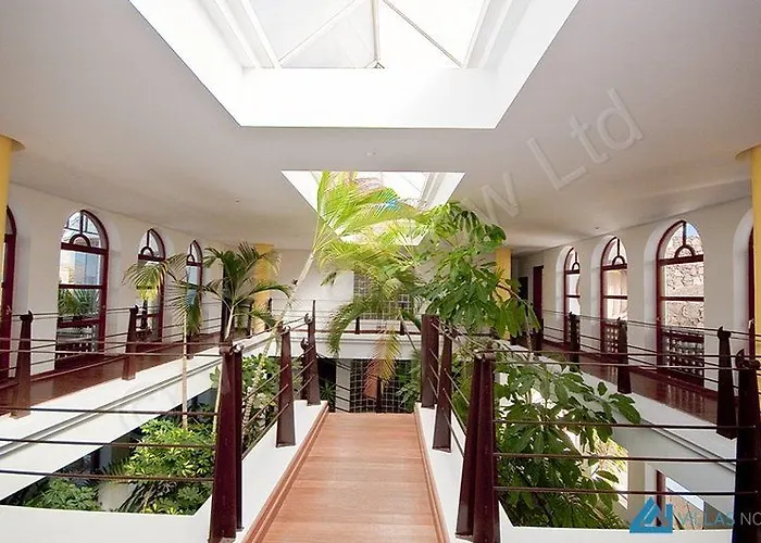 Bakour Lanzarote Splash Hotell 4*